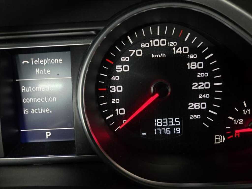 Audi Q7 - Vista 9