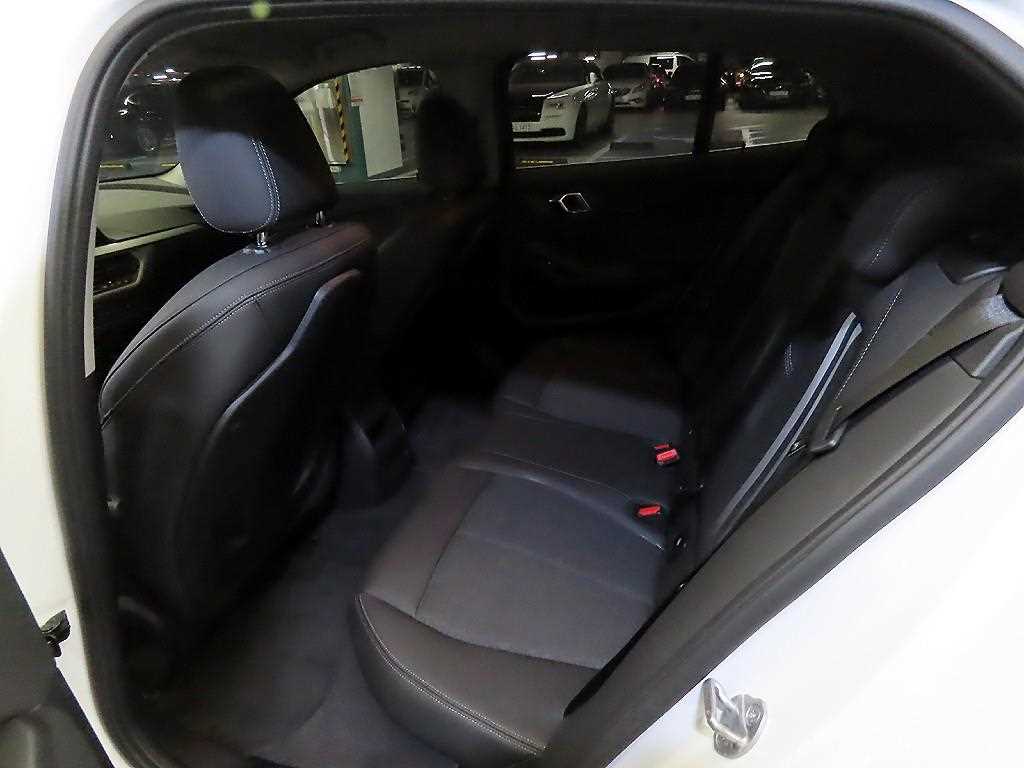 BMW 1 series - Vista 9