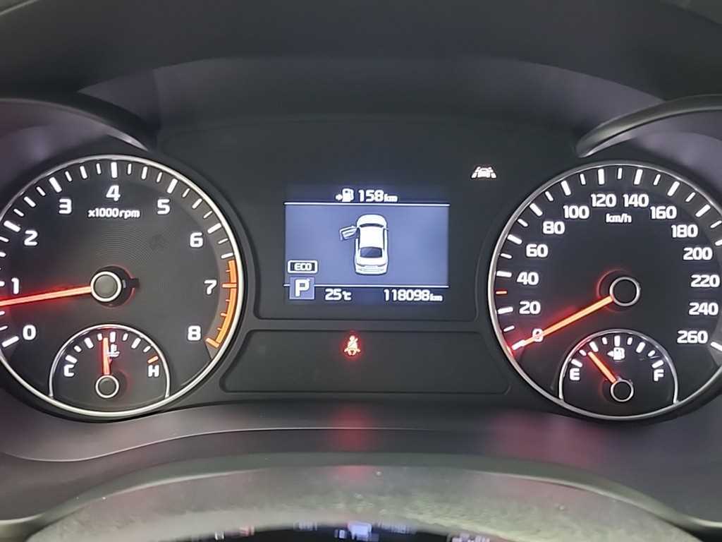 KIA K5 - Vista 8