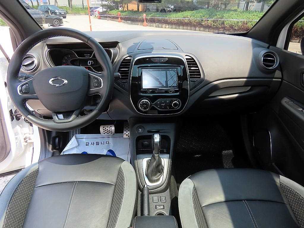 SAMSUNG QM3 - Vista 9