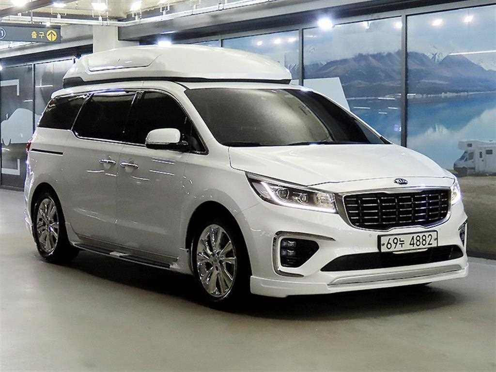 KIA Carnival 2019 Blanco - Importación desde Corea - HF Imports Iquique - Foto 1