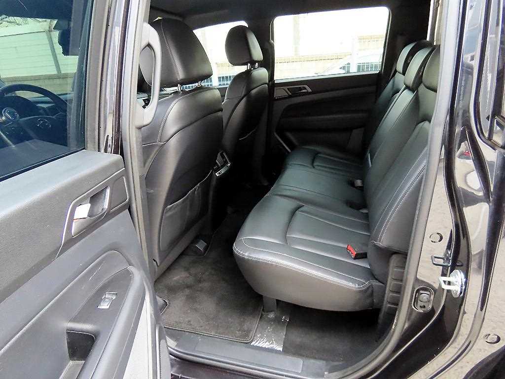 Ssangyong Rexton - Vista 8