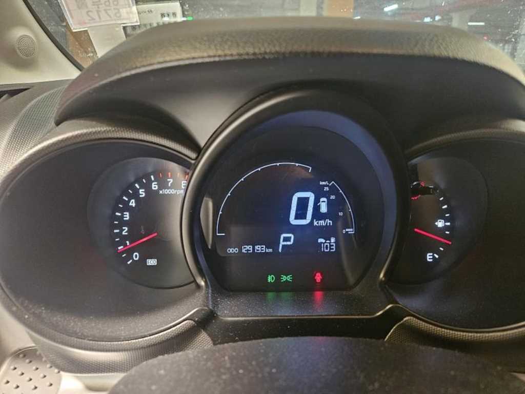KIA Ray - Vista 10