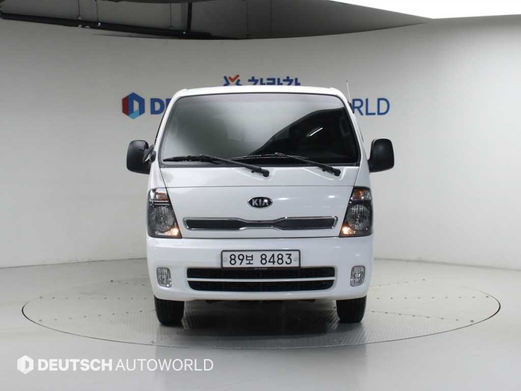 Small Truck Cargo (small) - Vista 3