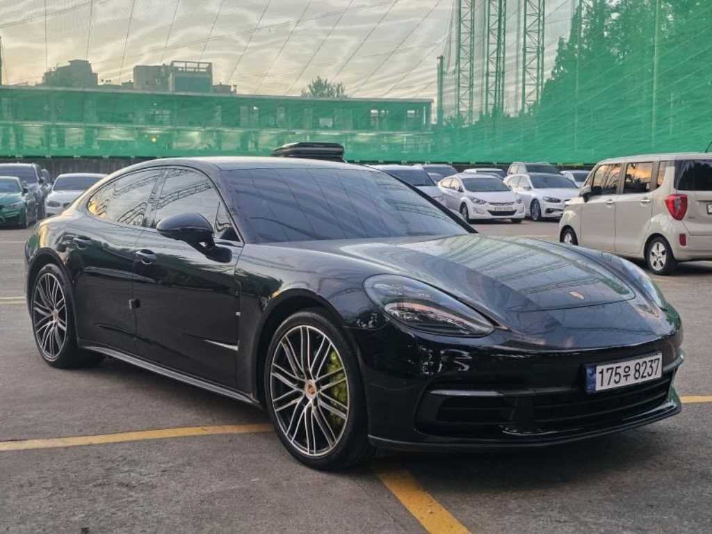 Porsche Panamera - Vista 2