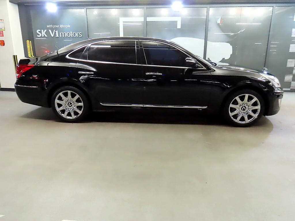 HYUNDAI Equus - Vista 3