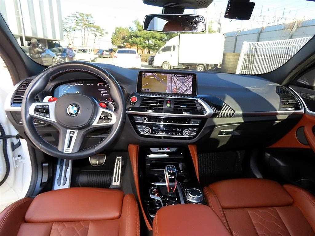 BMW X4M - Vista 9
