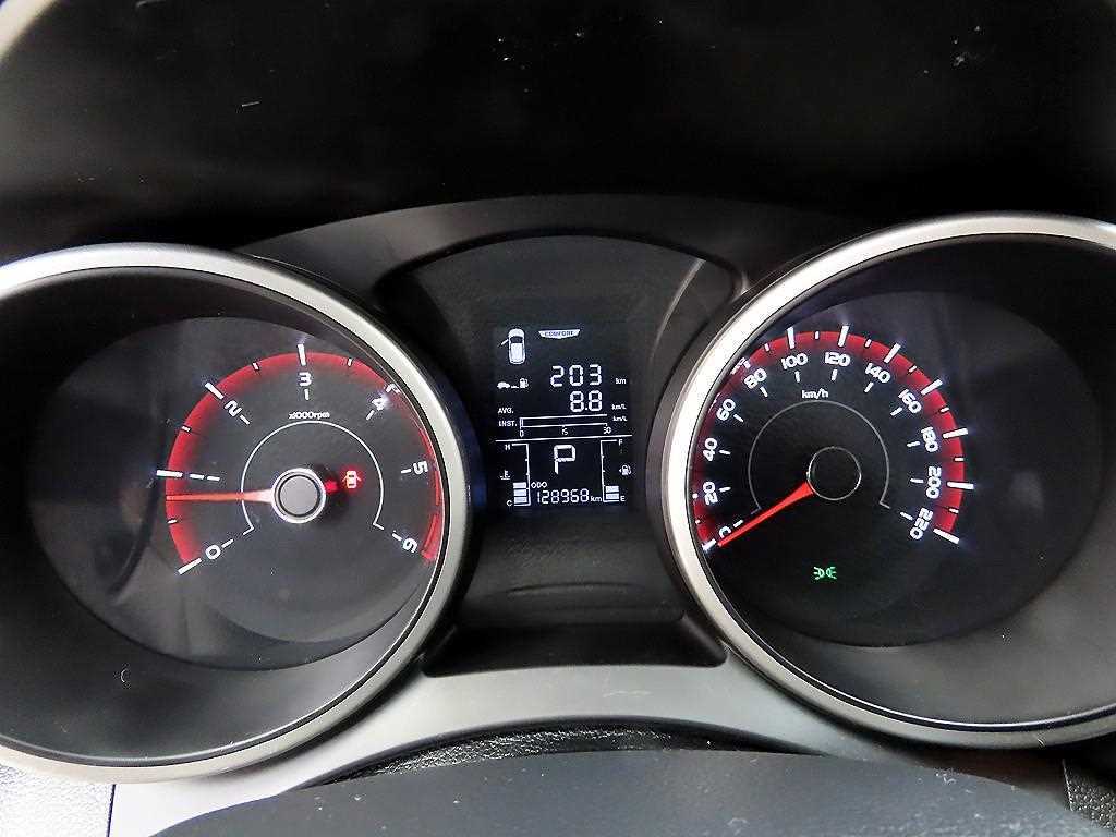 Ssangyong Tivoli - Vista 11