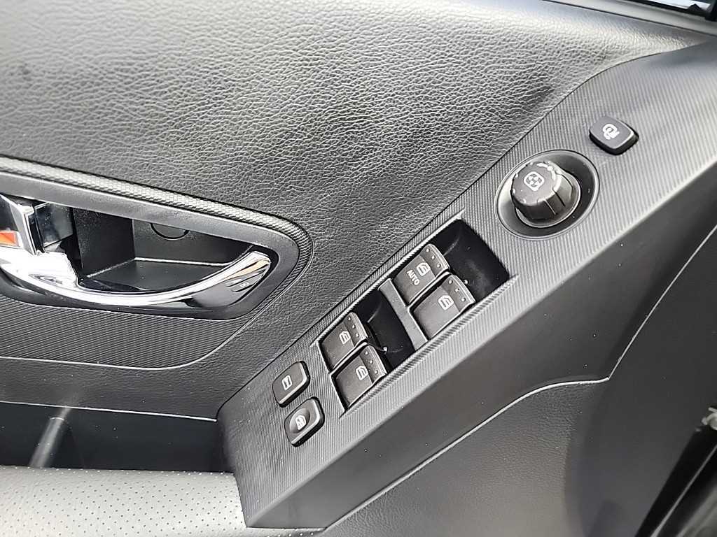 Ssangyong Korando 2012 Negro - Importación desde Corea - HF Imports Iquique - Foto 16