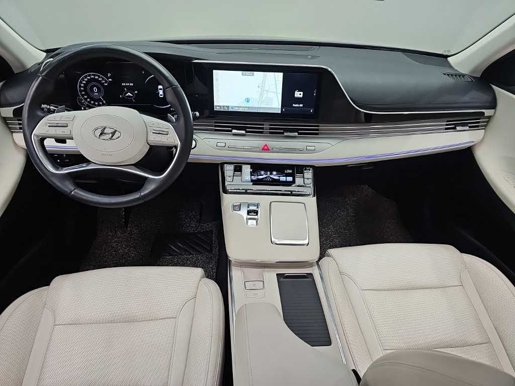 HYUNDAI Grandeur - Vista 10