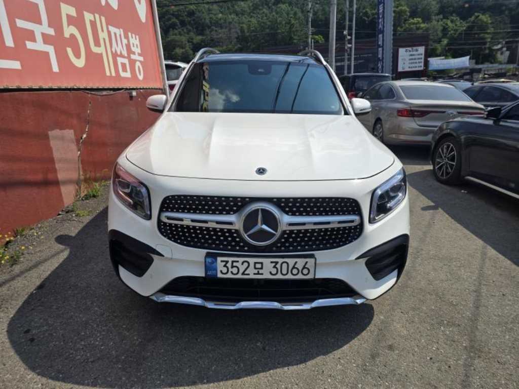 Mercedes Benz GLB Class 2021 Blanco - Importación desde Corea - HF Imports Iquique - Foto 1