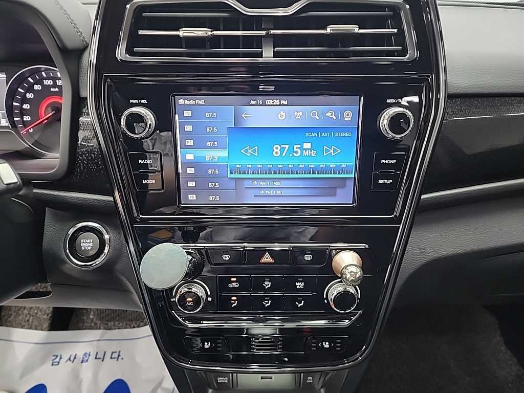 Ssangyong Tivoli 2019 Azul - Importación desde Corea - HF Imports Iquique - Foto 13