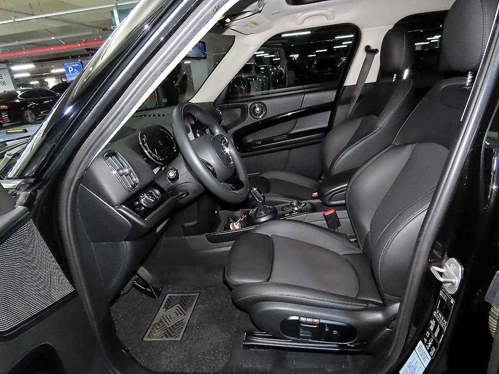 Mini Countryman - Vista 8