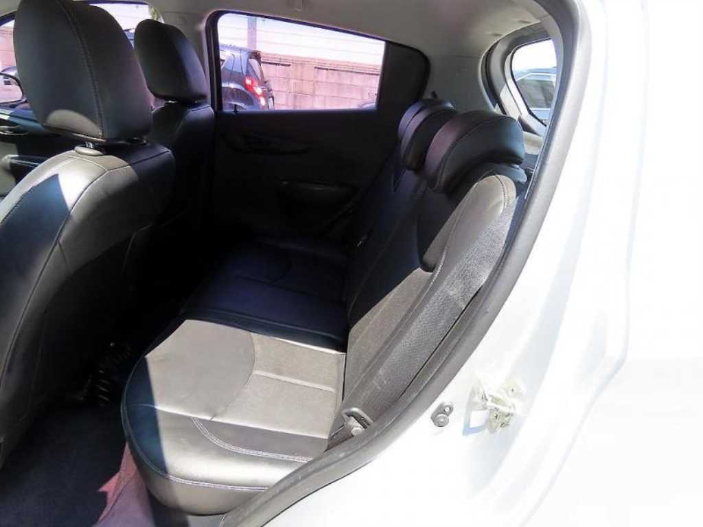 Chevrolet Spark - Vista 8