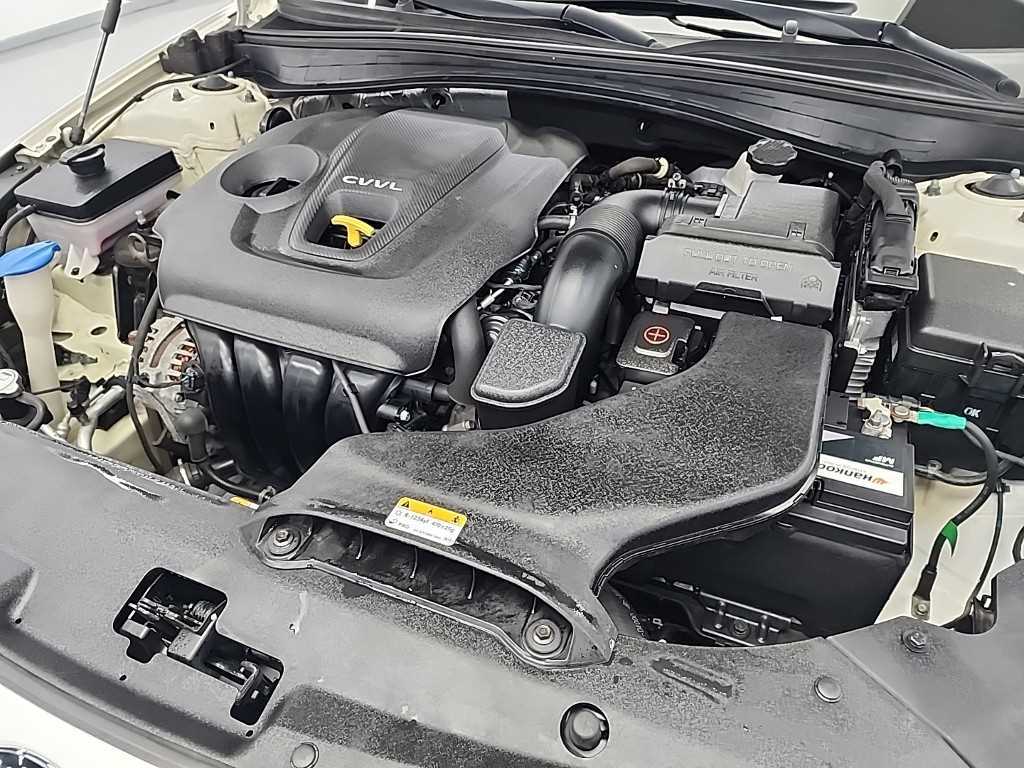 KIA K5 - Vista 7