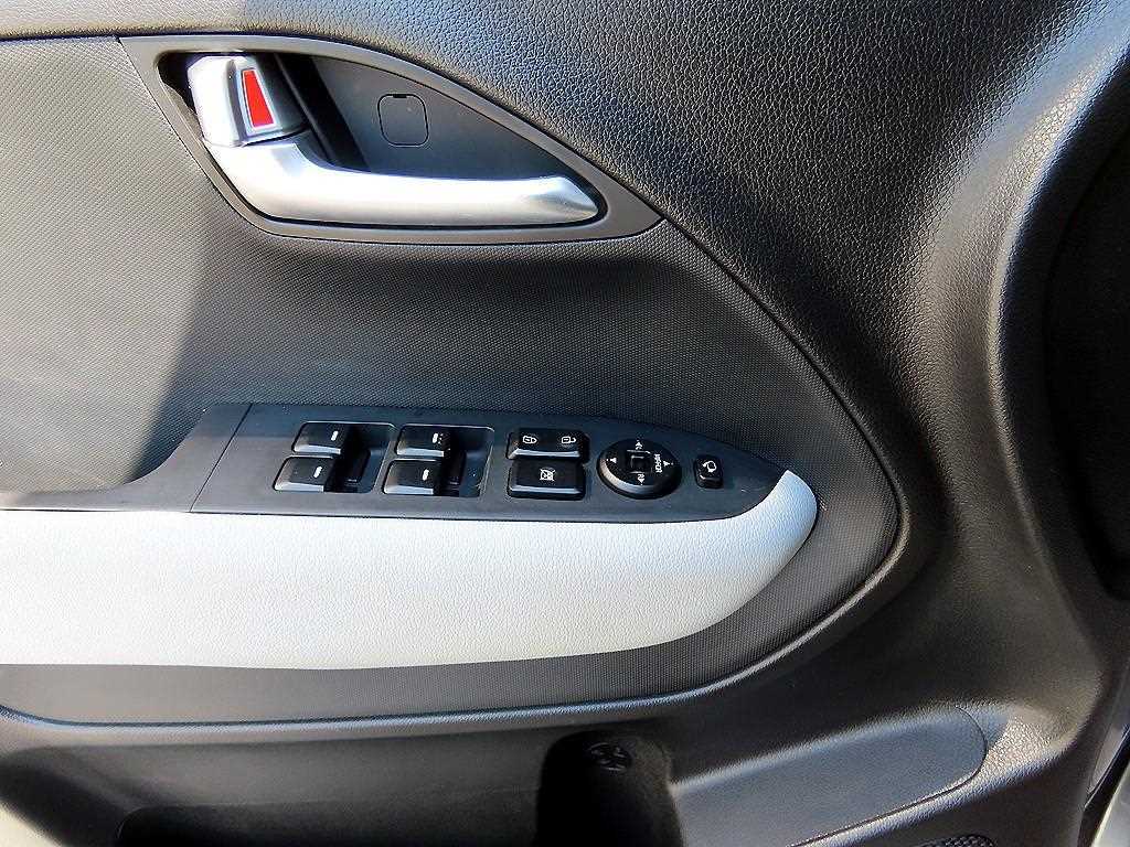 KIA Ray 2023 Gris - Importación desde Corea - HF Imports Iquique - Foto 13