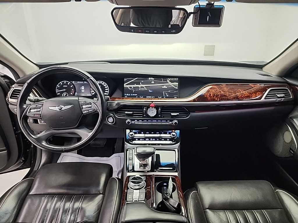 Genesis EQ900 - Vista 9