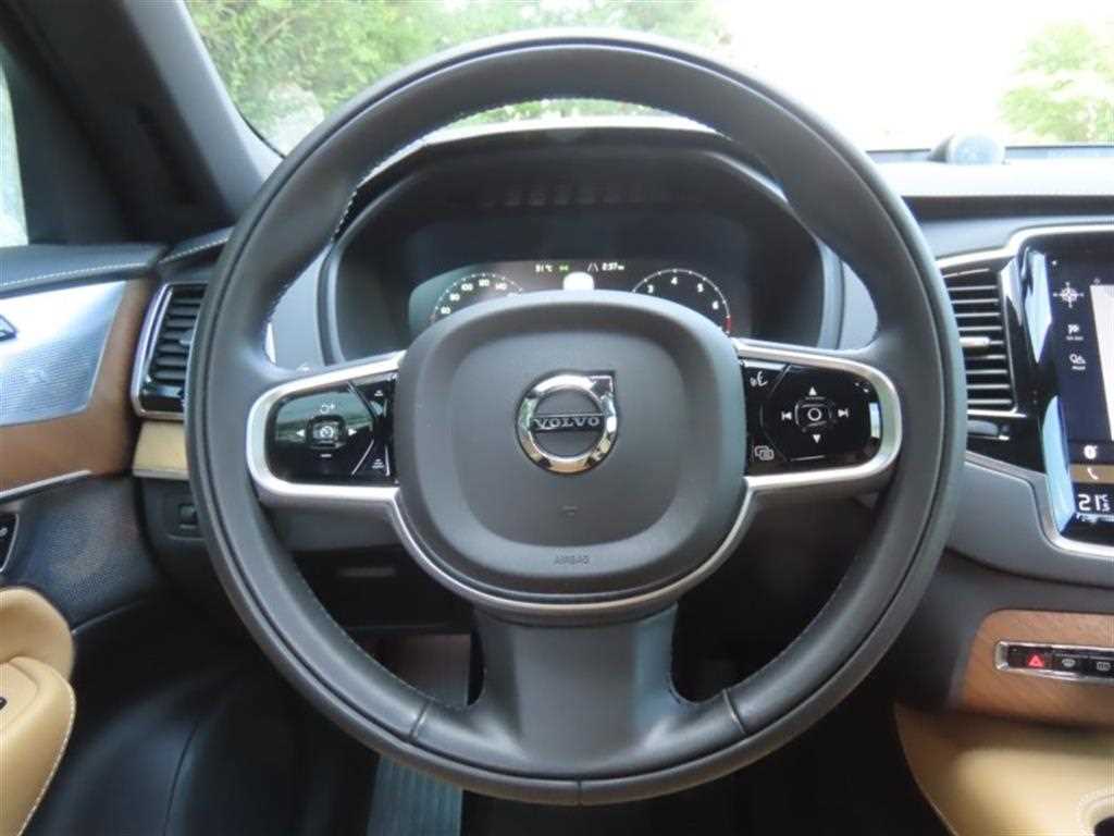 Volvo XC90 2019 Negro - Importación desde Corea - HF Imports Iquique - Foto 18