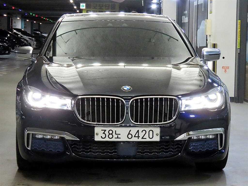 BMW 7 Series - Vista 2