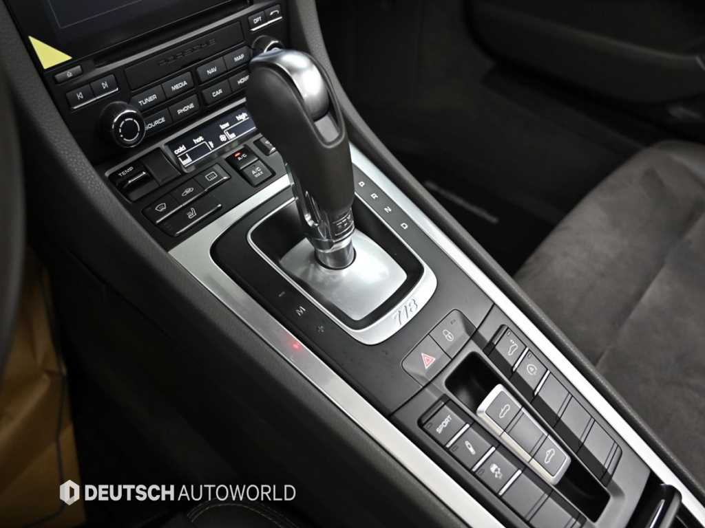 Porsche 718 - Vista 11
