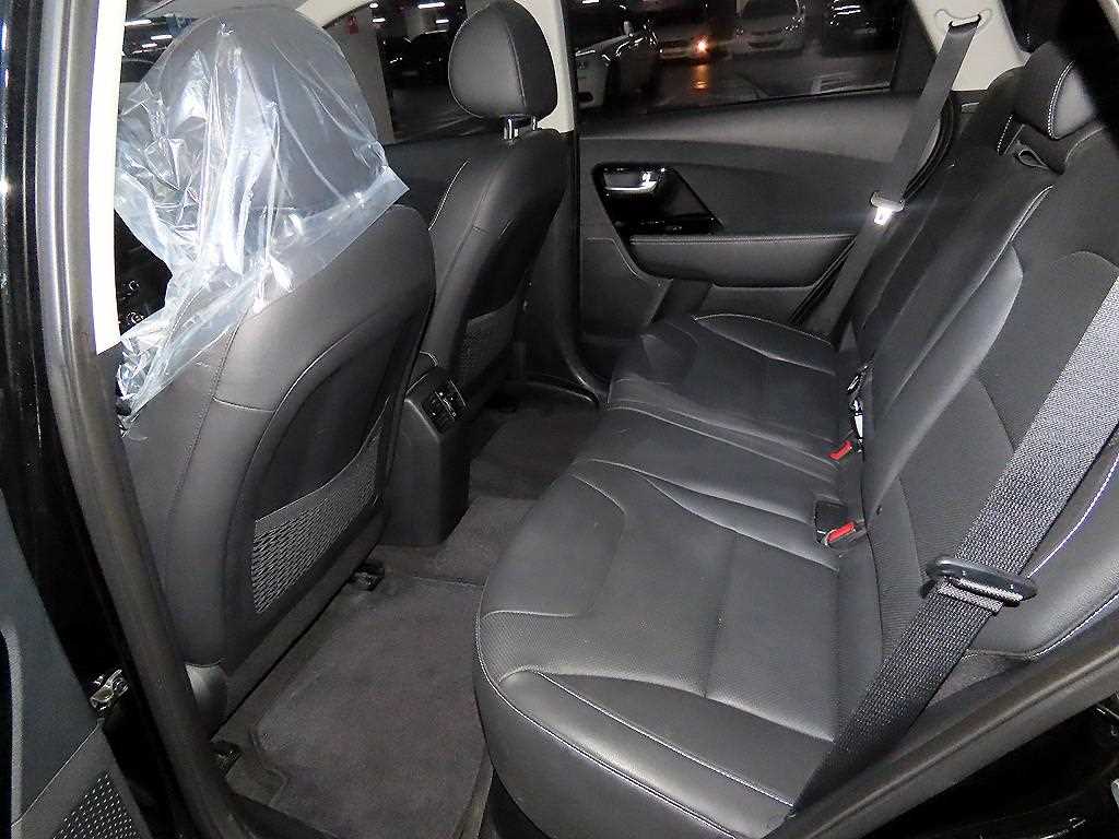 KIA Niro - Vista 9