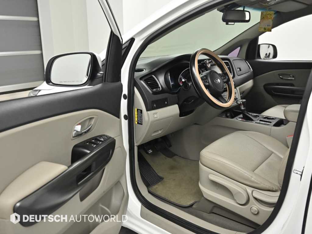 KIA Carnival 2019 Blanco - Importación desde Corea - HF Imports Iquique - Foto 13