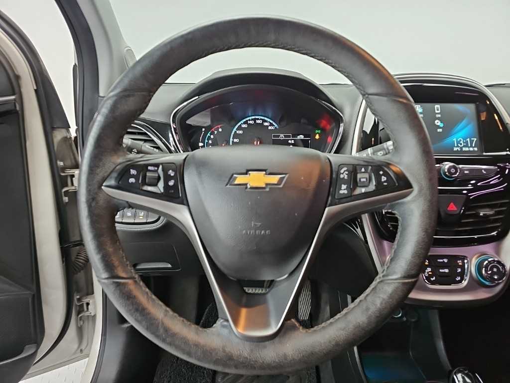 Chevrolet Spark - Vista 11