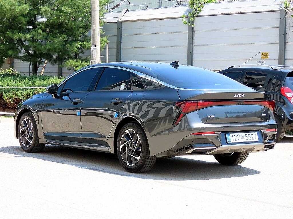 KIA K5 - Vista 3