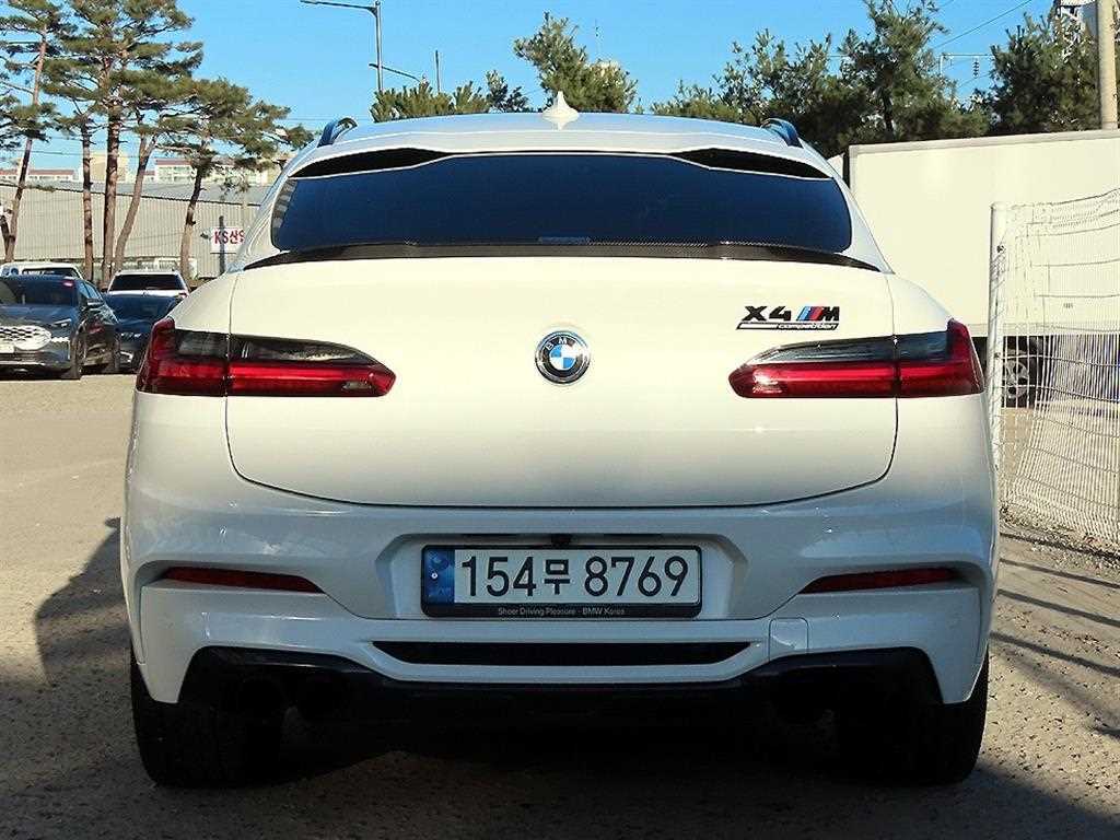BMW X4M - Vista 6