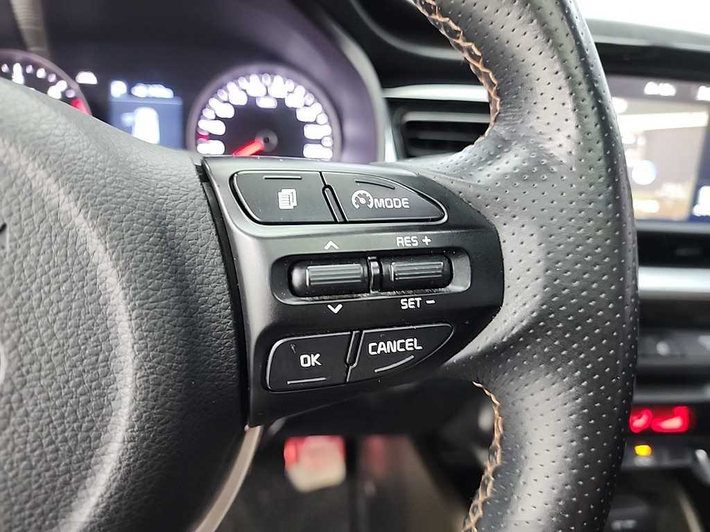 KIA Stonic 2018 Negro - Importación desde Corea - HF Imports Iquique - Foto 20
