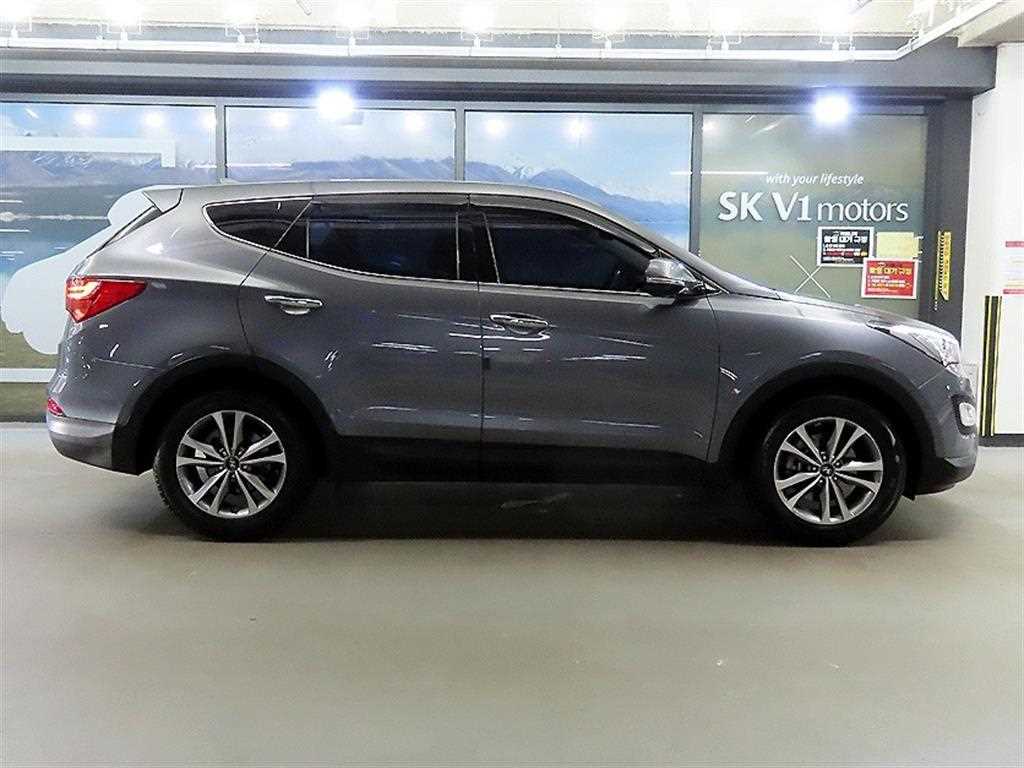 HYUNDAI Santa Fe - Vista 3