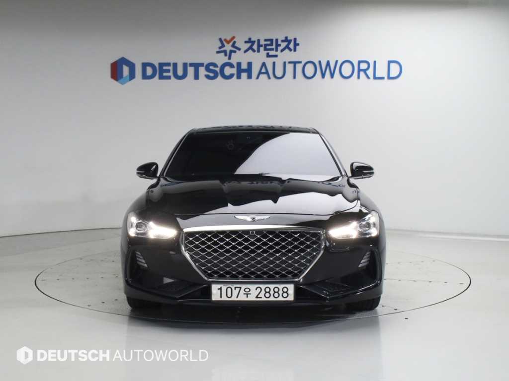 Genesis G70 - Vista 3