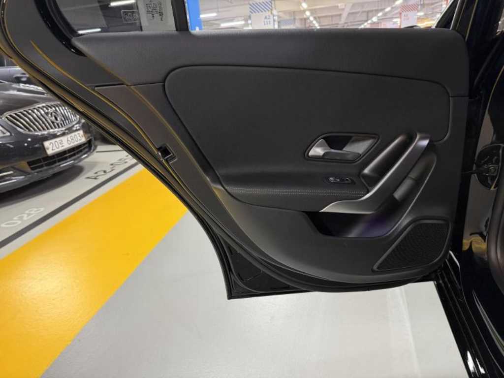 Mercedes Benz A Class - Vista 11