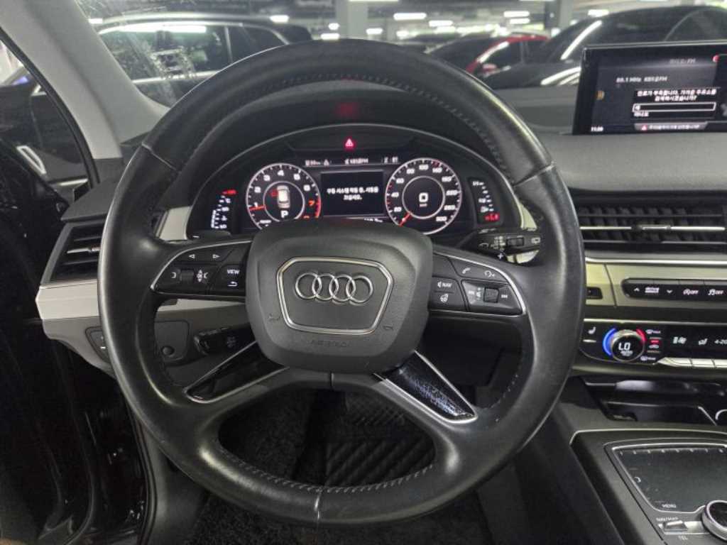 Audi Q7 - Vista 6