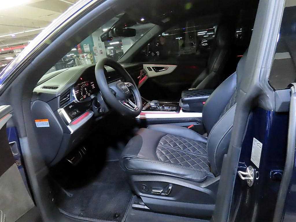 Audi Q8 - Vista 8