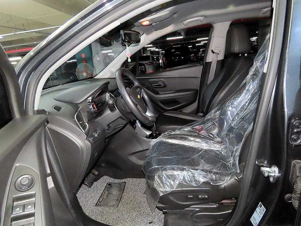 Chevrolet Trax - Vista 8