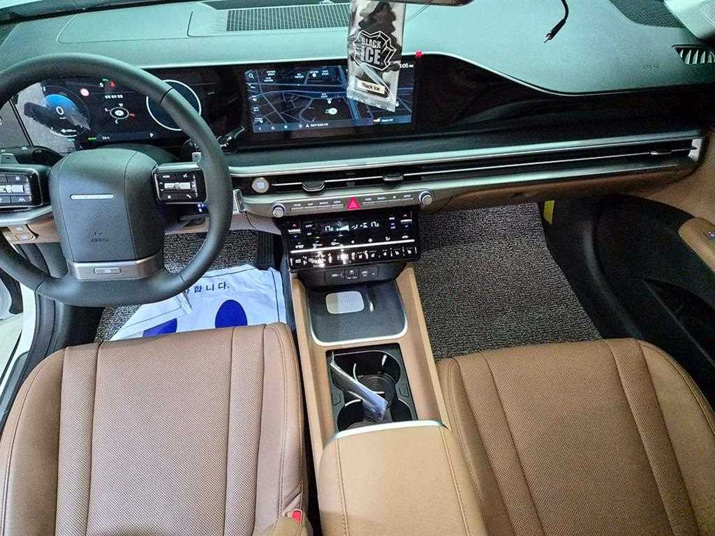 HYUNDAI Grandeur - Vista 12
