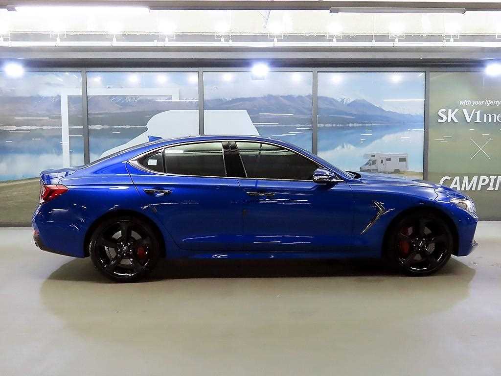 Genesis G70 - Vista 3