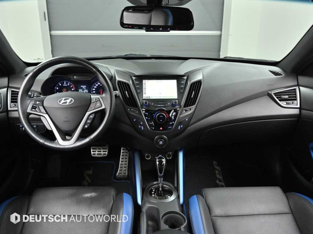 HYUNDAI Veloster - Vista 9