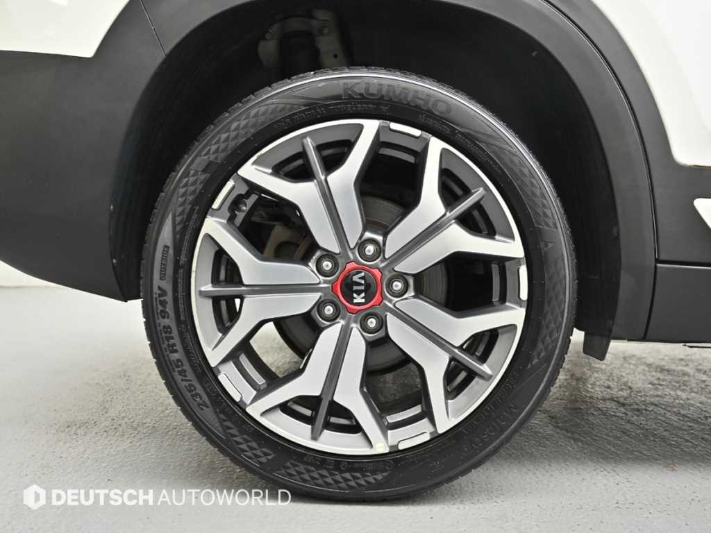 KIA Seltos - Vista 7