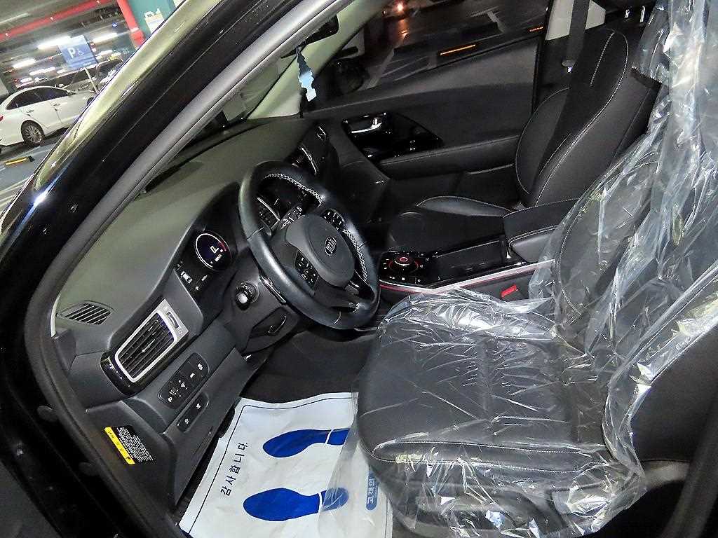 KIA Niro - Vista 8