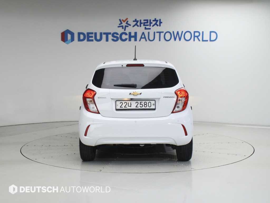 Chevrolet Spark - Vista 6