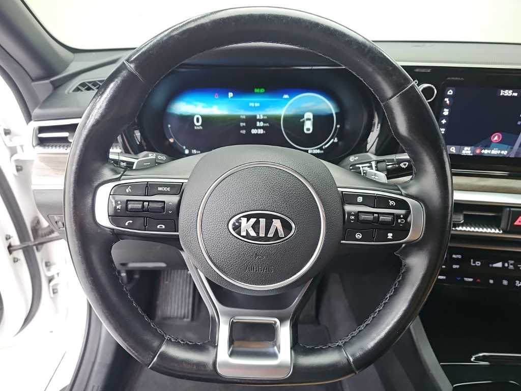 KIA K5 - Vista 11