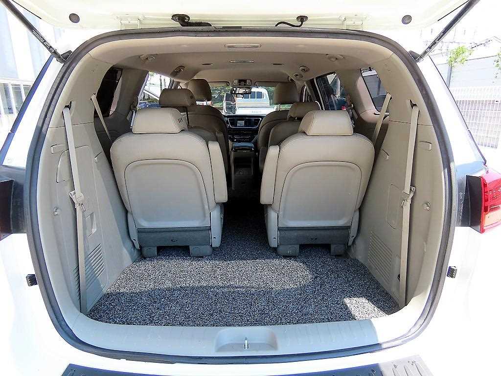 KIA Carnival 2019 the color of pearl - Importación desde Corea - HF Imports Iquique - Foto 19