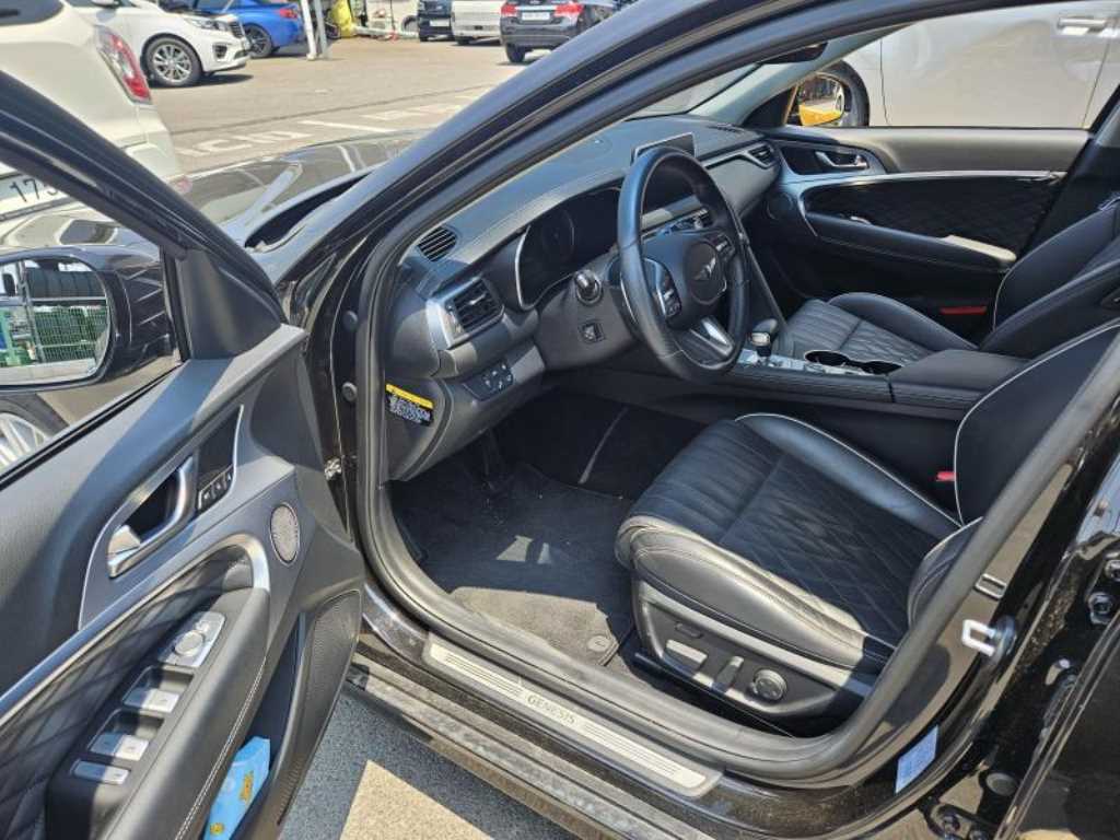 Genesis G70 - Vista 7