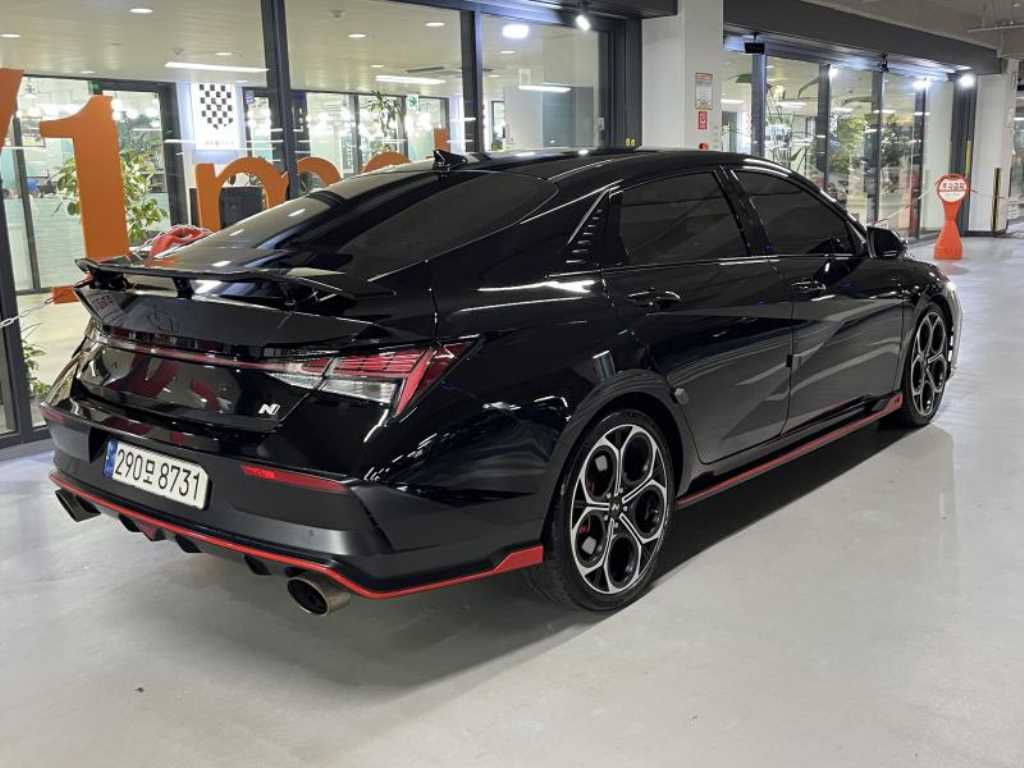 HYUNDAI Avante - Vista 6