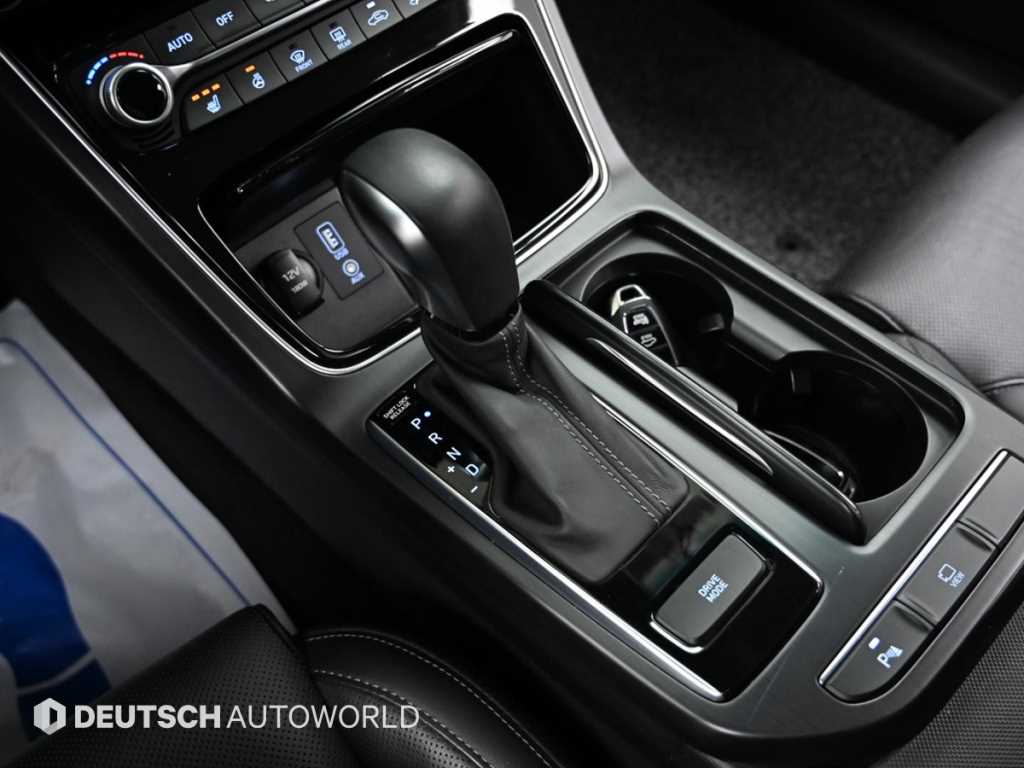 HYUNDAI Grandeur - Vista 11