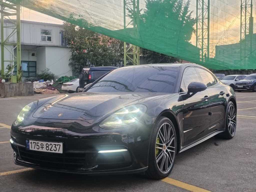 Porsche Panamera - Vista 6
