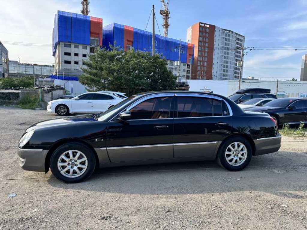KIA Opirus - Vista 3