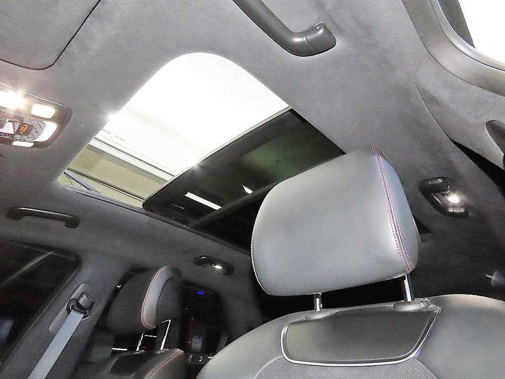 Genesis GV70 2021 Negro - Importación desde Corea - HF Imports Iquique - Foto 16